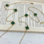گردنبند زنانه مدل رومانتویی گل چهار پر کد N4738
