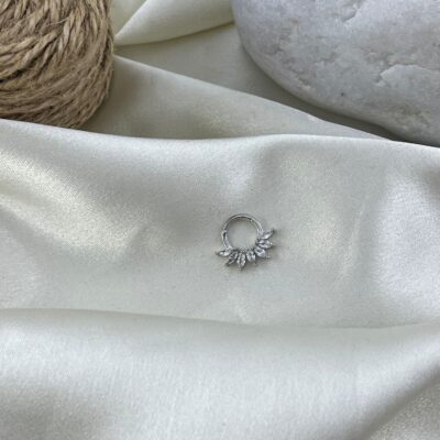 پیرسینگ گوشو زنانه مدل نگین جواهری کد P4908