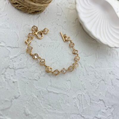 دستبند زنانه ژوپینگ مدل مکعبی B5172