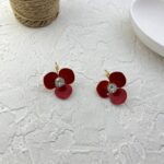 گوشواره زنانه مدل گل و نگین کد E6104