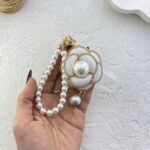 آویز کیف چارم بگ گل مروارید کد J4122