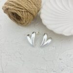 گوشواره زنانه مدل مینیمال طرح قلب کد E5713
