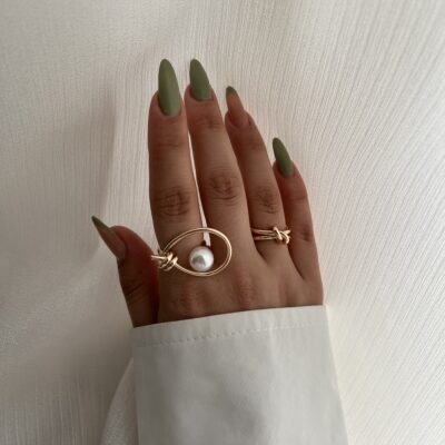 انگشتر مینیمال گره و ماهی مروارید کد R1032