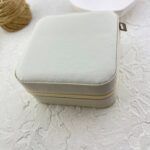 جعبه هدیه اکسسوری و زیورالات مدل مسافرتی کد G4030