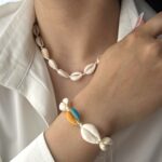 گردنبند و دستبند صدفی کد M1011