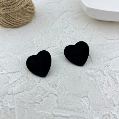 گوشواره زنانه مخملی مدل قلب کد E6067