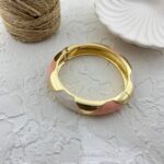 دستبند زنانه بنگل مدل میناکاری B5230