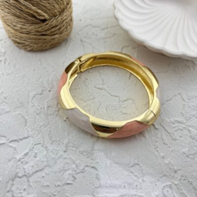 دستبند زنانه بنگل مدل میناکاری B5230