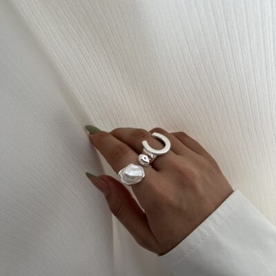 انگشتر مینیمال مروارید باروک و نعل کد R1038