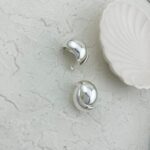 گوشواره زنانه مدل مینیمال طرح اینه ای کد E5715