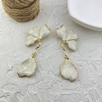 گوشواره زنانه ژوپینگ مدل گل پروانه کد E6190