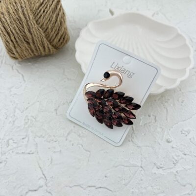 گل سینه زنانه مدل قو کد G4038