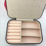 جعبه هدیه اکسسوری و زیورالات مدل مسافرتی کد G4029