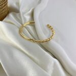 دستبند زنانه بنگل مدل موج کد B5483