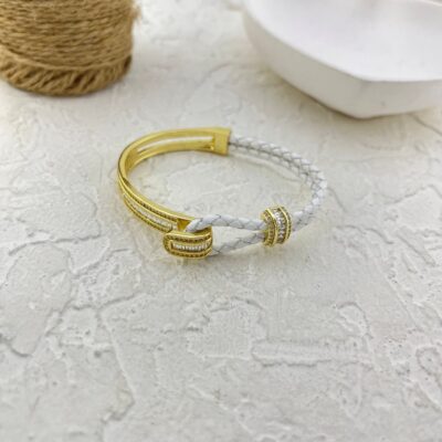 دستبند زنانه چرمی مدل قایق بادبانی کد B5323
