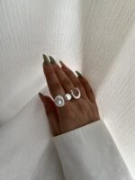انگشتر مینیمال مروارید باروک و نعل کد R1043