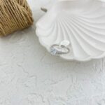 انگشتر زنانه ژوپینگ مدل تک نگین سولیتر جواهری کد R4936
