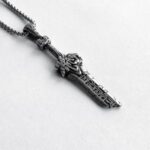 گردنبند مردانه شمشیر شکسته مانگا Men0059