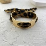 دستبند زنانه بنگل مینیمال مدل پلنگی کد B5316