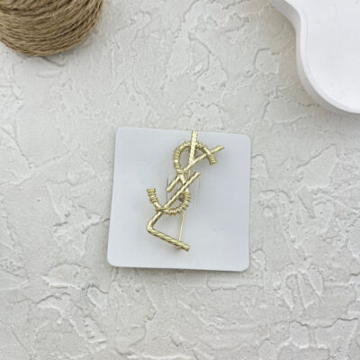گل سینه زنانه مدل وای اس ال کد G4153