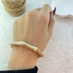 دستبند زنانه بنگل مدل رزین کد B5396