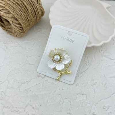 گل سینه زنانه مدل گل کد G4104