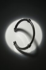 دستبند بنگل مردانه یورمن کد Men0039