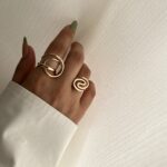 انگشتر مینیمال مدل حلزونی و دفرمه کد R1025