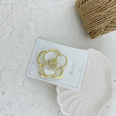 گل سینه زنانه مدل گل کد G4096