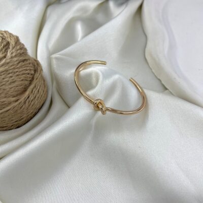 دستبند زنانه بنگل مدل گره کد B5525