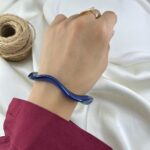 دستبند زنانه بنگل مدل رزین کد B5581