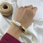 دستبند زنانه بنگل مدل رزین کد B5570
