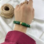 دستبند زنانه بنگل مدل رزین کد B5554