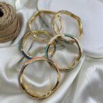 دستبند زنانه بنگل مدل میناکاری B5516