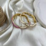 دستبند زنانه بنگل مدل میناکاری B5516