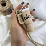 آویز کیف چارم بگ مدل ماگ استنلی الو کد J4174