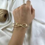 دستبند زنانه بنگل مینیمال مدل پاپیون کد B5520