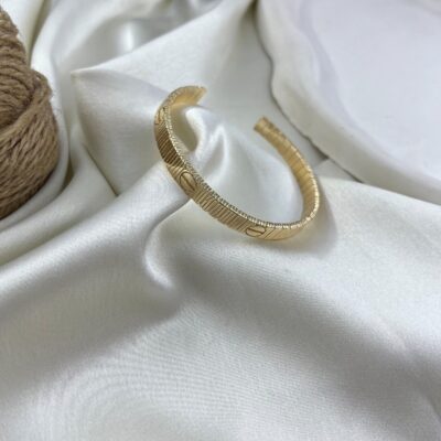 دستبند زنانه بنگل مدل کارتیه کد B5524
