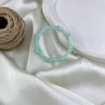 دستبند زنانه بنگل مدل رزین کد B5561