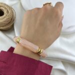 دستبند زنانه بنگل مدل رزین کد B5577
