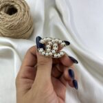 گل سینه زنانه مدل شنل مروارید G4203