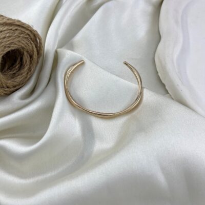 دستبند زنانه ژوپینگ بنگل مدل موج کد B5524