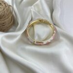دستبند زنانه بنگل مدل میناکاری B5513