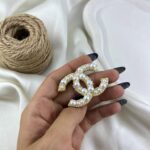 گل سینه زنانه مدل شنل G4204