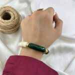 دستبند زنانه بنگل مدل رزین کد B5557